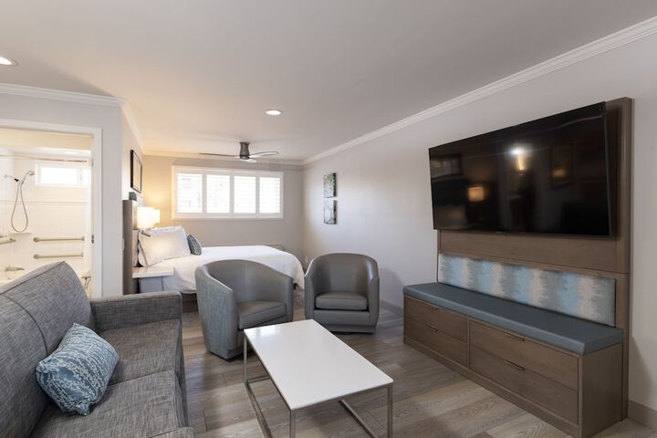 Room 43 of 81