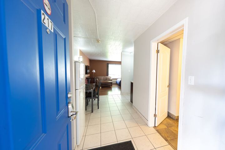 Room 12 of 50