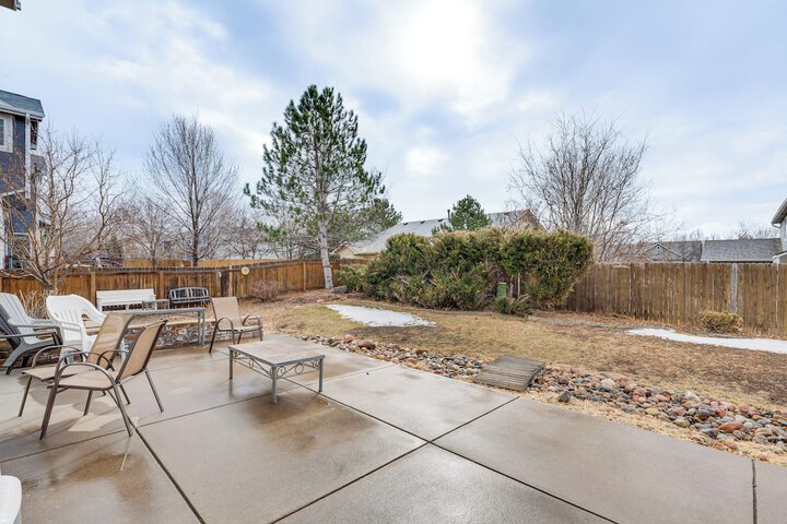 Fenced Yard & Trail Access: Dog-friendly Erie Home