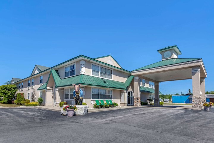 Hotel 3 of 34