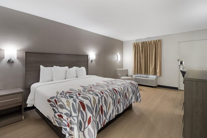 Room 26 of 39