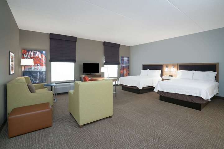 Room 30 of 43