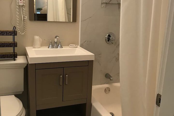 Room 75 of 106