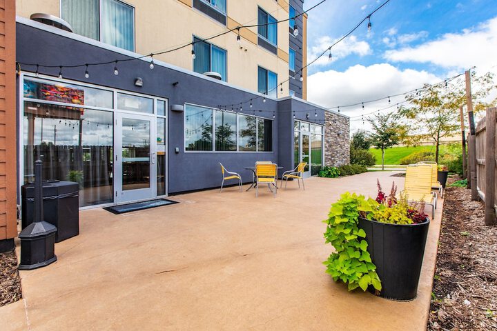 Fairfield Inn & Suites Rochester Mayo Clinic Area / St. Marys