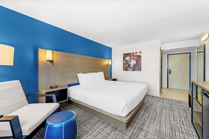 Room 19 of 25