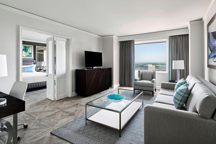 Room 27 of 105