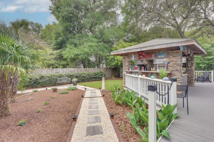 Ocean Isle Beach Studio: 1 Mi to Downtown & Pier
