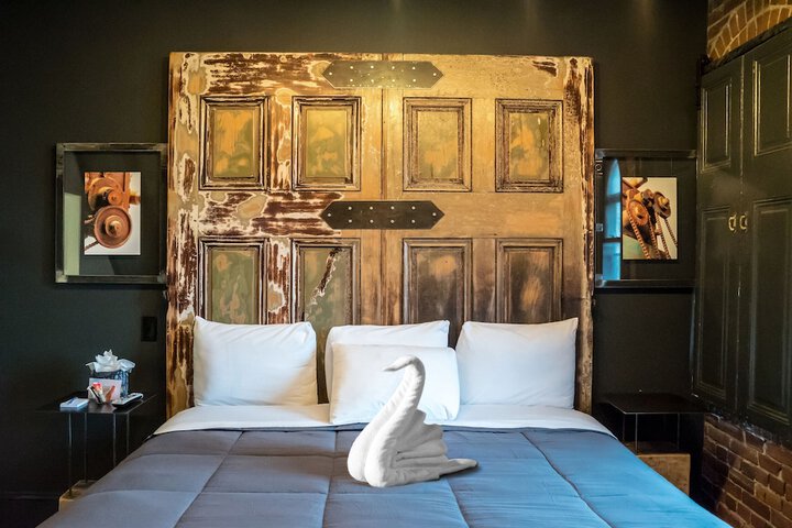 Hotel Interior 76 of 223