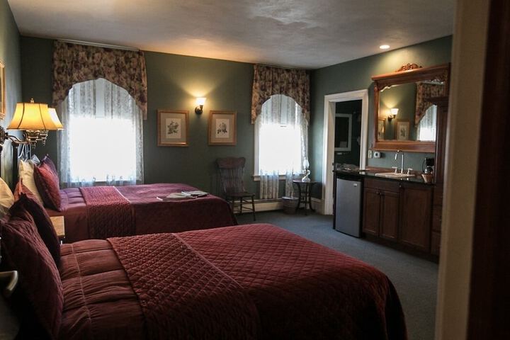 Room 13 of 29