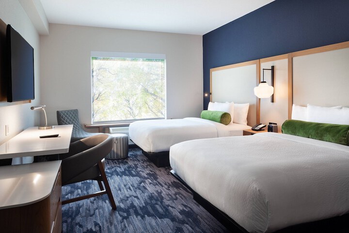 Room 8 of 21