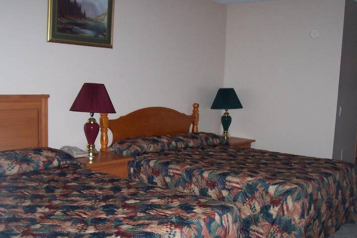Model a Inn