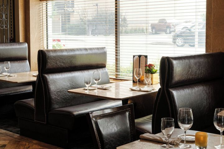 Dining 59 of 89