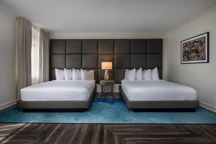 Hotel Deco Omaha Tapestry Collection by Hilton
