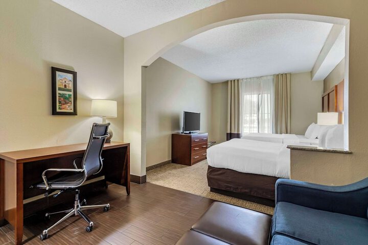 Room 19 of 54