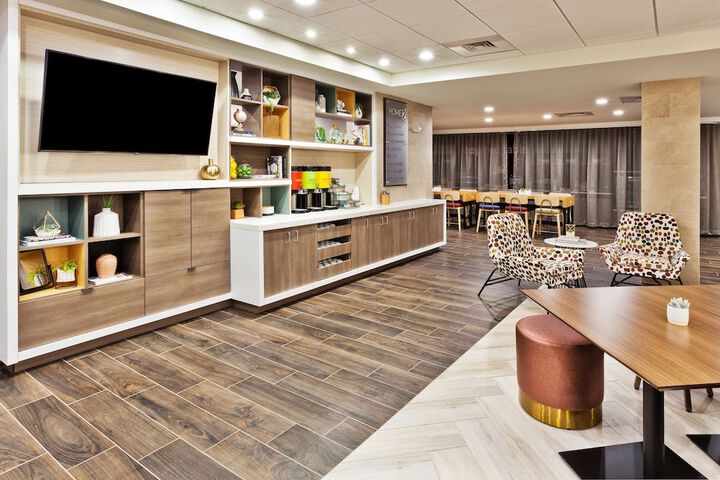 Hotel Interior 10 of 42