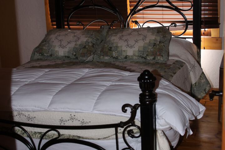 Room 34 of 48