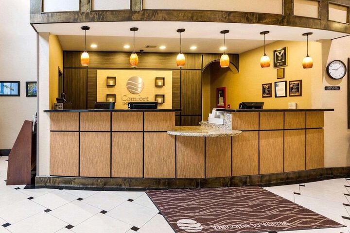 Comfort Inn & Suites Winnie