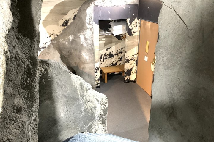Room 209 of 334