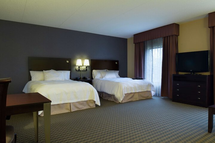 Room 9 of 31