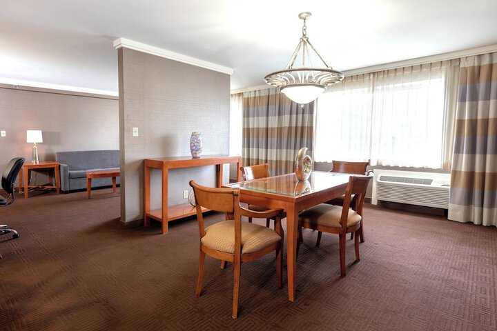 Room 31 of 73