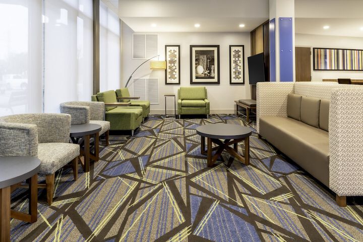 Hotel 2 of 51