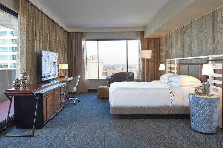The Worthington Renaissance Fort Worth Hotel