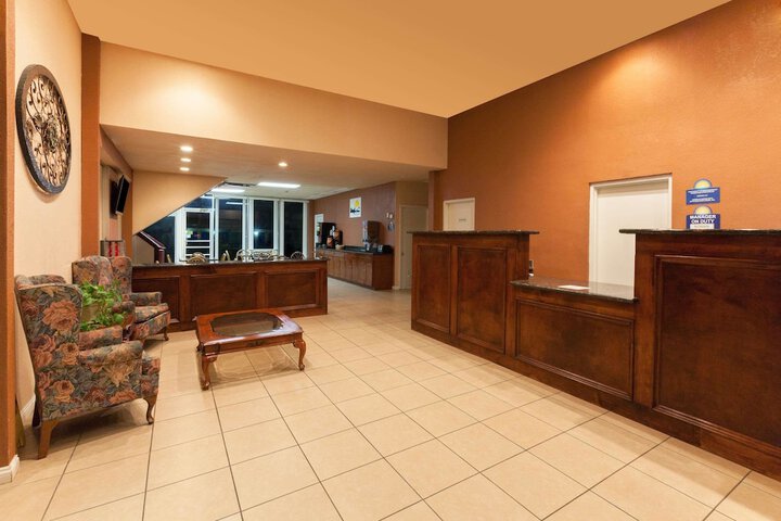 Hotel Interior 3 of 14