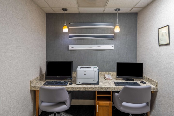 Business Center 50 of 51