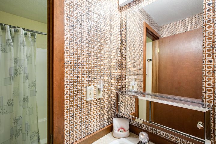 84SW - Sauna - Soaker Tub - Fireplace - Sleeps 6