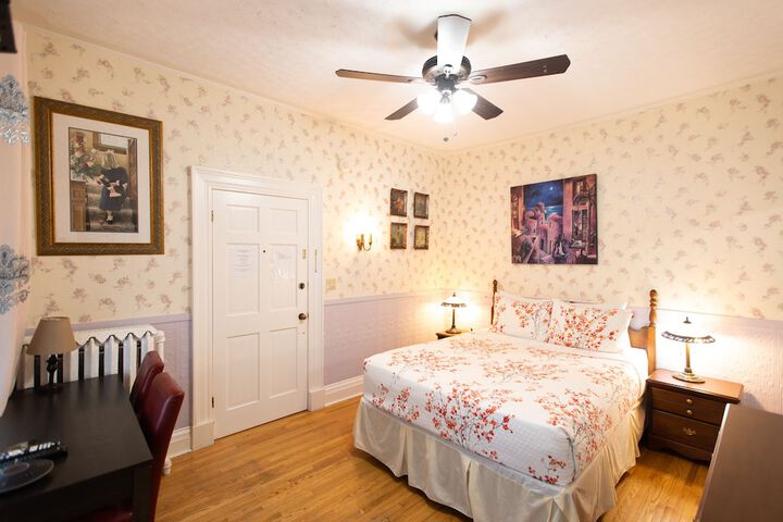 Room 21 of 71