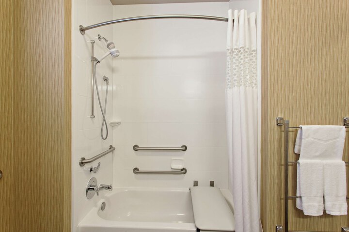 Hampton Inn Seattle / Everett