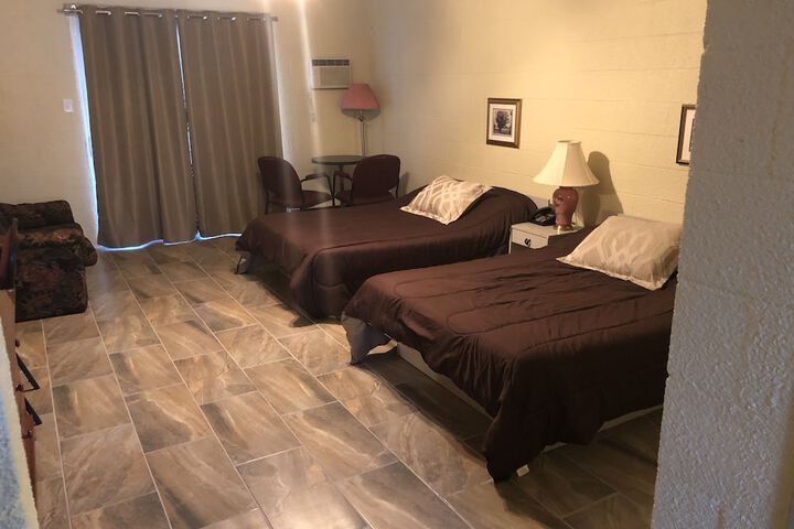 Room 11 of 31