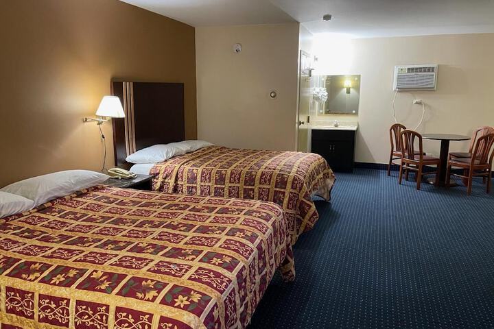 Room 22 of 36