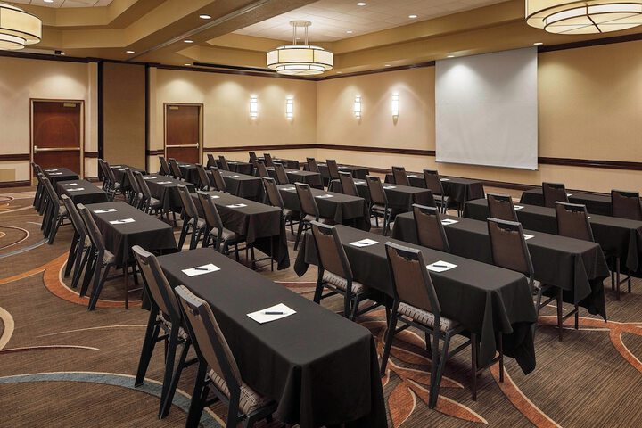 Sheraton Sioux Falls Hotel & Convention Center