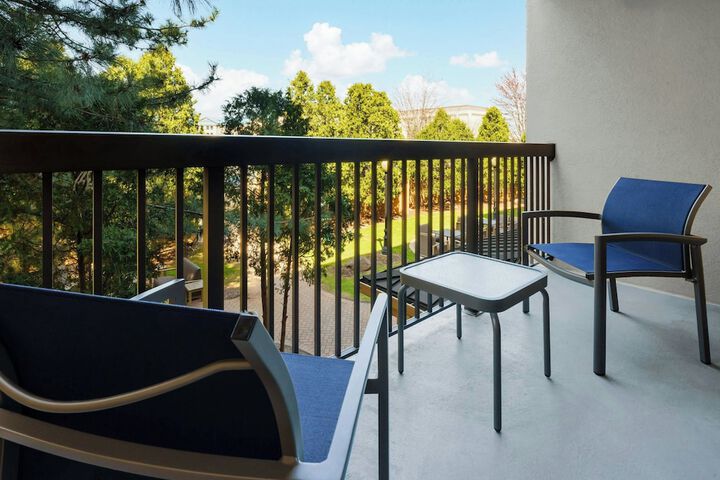 Courtyard by Marriott Chicago Midway Airport