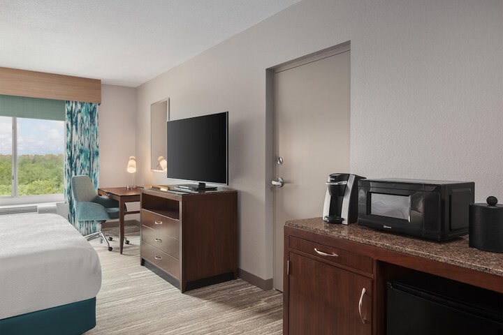Hilton Garden Inn Tampa North Busch Gardens