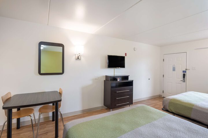 Room 18 of 22