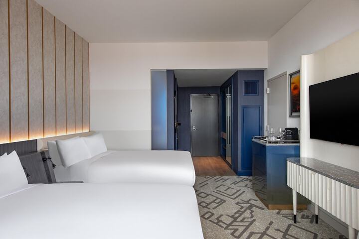 Room 22 of 136