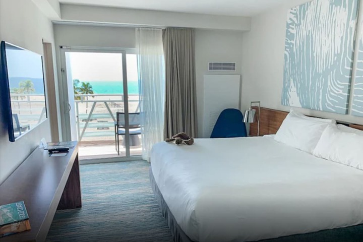 B Ocean Resort Fort Lauderdale Beach