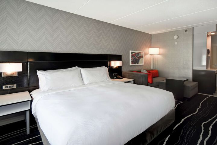 Room 56 of 102