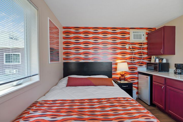 Room 43 of 53