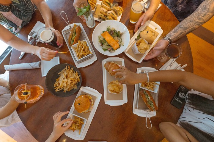 Dining 102 of 138