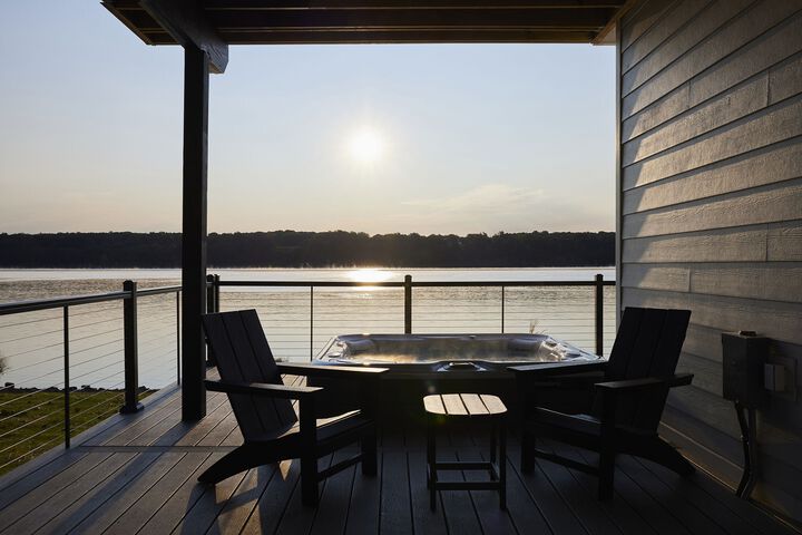 Hudson River Way by Woodstock Way Hotel