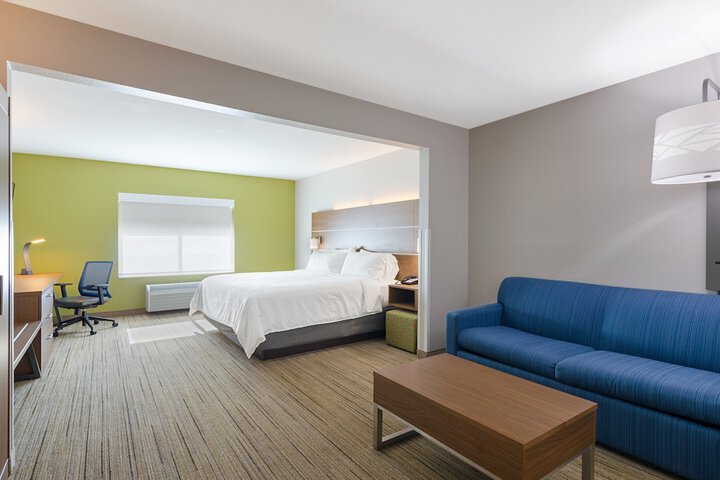 Holiday Inn Express Hotel & Suites Weston by IHG