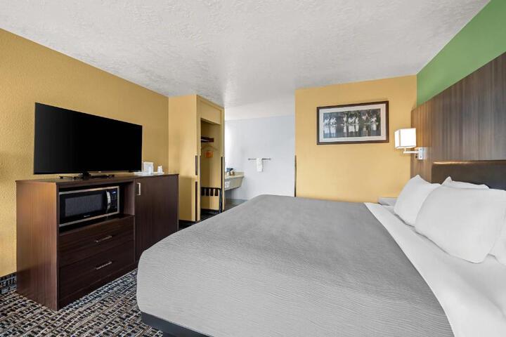 Quality Inn Madras