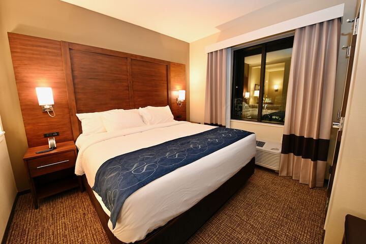 Comfort Suites Newnan