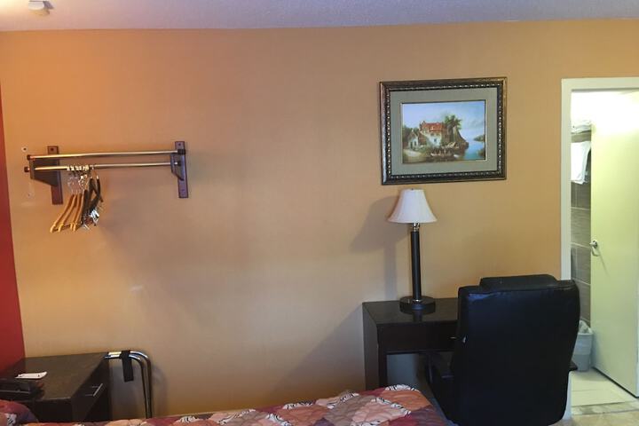 Room 26 of 30