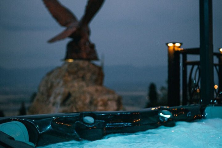 Coyote Bluff Estate