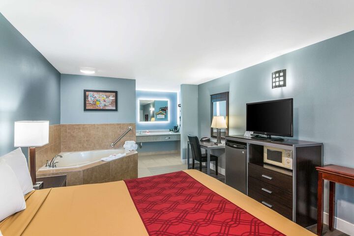 Room 12 of 47