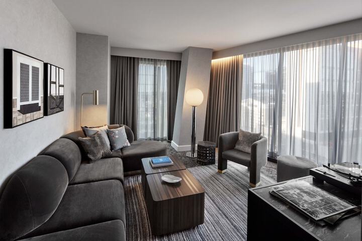 Room 28 of 117